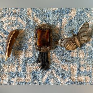 Tortoiseshell and Silver Women's Brooch